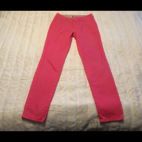Pink Roxy Capris - Picture 2 of 5